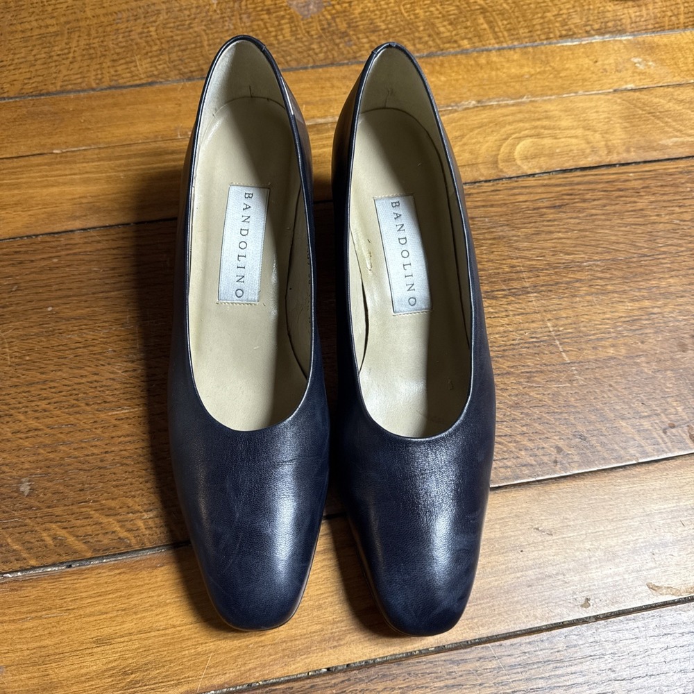 BANDOLINO Women's Gisselle Navy Leather/Patent Toe Pumps - Size 11.5 N READ